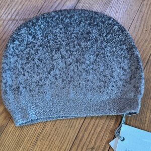 Barefoot Dreams Beanie NWT